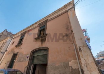 Edificio all\'aperto - Casa indipendente Via Vastea
 
24/26, Acireale - foto 38