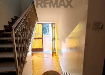 Scale - Three-room apartment Via Aldo Moro
 
8, Aci Catena - photo 3