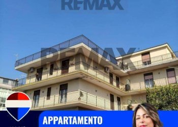 Non correlato - Three-room apartment Via Aldo Moro
 
8, Aci Catena - photo 1