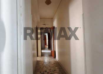 Hall / corridoio - Trilocale Via Aldo Moro
 
8, Aci Catena - foto 21