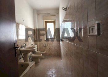 Bagno - Trilocale Via Aldo Moro
 
8, Aci Catena - foto 28