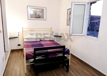 Camera / camera da letto - Casa indipendente Via Plebiscito
 
187, Catania - foto 19