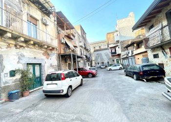 Edificio all\'aperto - Casa indipendente Via Plebiscito
 
187, Catania - foto 32