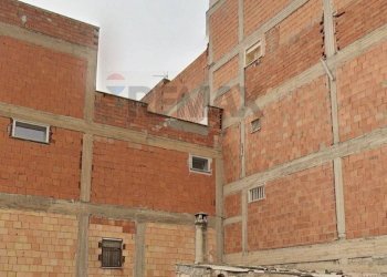 Edificio all\'aperto - Terreno edificabile Via Trasimeno
4, Paterno - foto 4