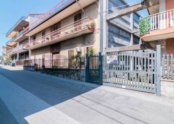 Edificio all\'aperto - Apartment Via Lavina
 
190 A, Aci Sant'Antonio - photo 2