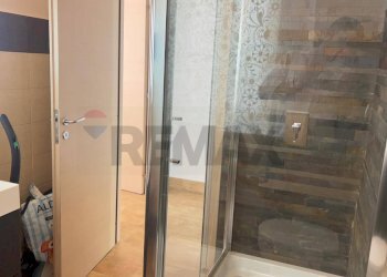 Bagno - Appartamento Via Alcantara
 
10, Catania - foto 15