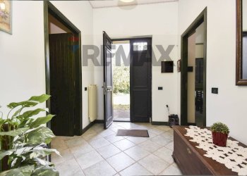 Hall / corridoio - Villa Via Montelaguardia
 
15, Randazzo - photo 30