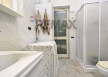 Bagno - Villa Via Montelaguardia
 
15, Randazzo - photo 32