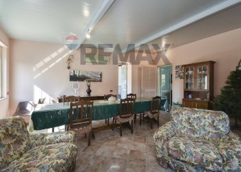 Sala da pranzo - Villa Via Montelaguardia
 
15, Randazzo - photo 44