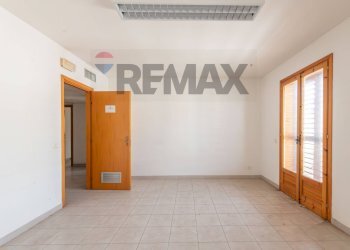 Stanza vuota - Four-room apartment Via Mercadante
 
1, Lentini - photo 15