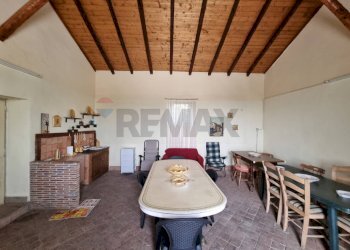 Sala da pranzo - Villa CONTRADA PATELLINA
 
snc, Paterno - photo 9