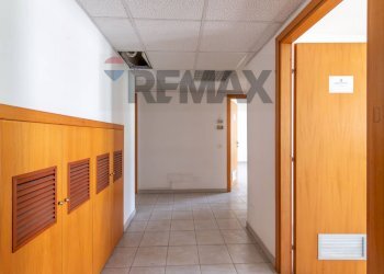 Ricezione / Lobby - Four-room apartment Via Mercadante
 
1, Lentini - photo 13