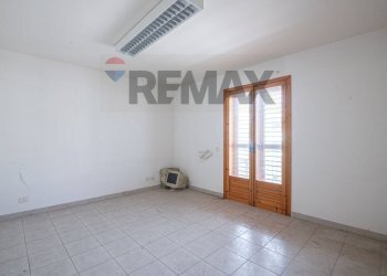 Stanza vuota - Four-room apartment Via Mercadante
 
1, Lentini - photo 16