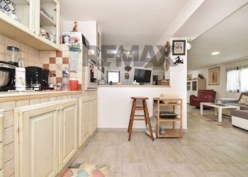 Cucina - Villa Via delle Gardenie
 
16, Valverde - photo 9