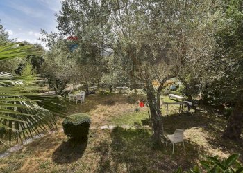 Giardino - Villa Via delle Gardenie
 
16, Valverde - photo 34