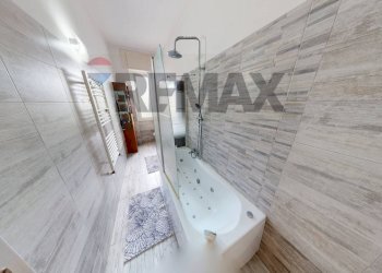 Bagno - One-room apartment via mazzini
22, Cernusco sul Naviglio - photo 15