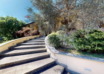 Scale - Villa via Plutone
15, Cassina de' Pecchi - photo 3