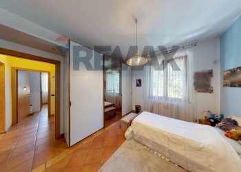 Camera / camera da letto - Villa via Plutone
15, Cassina de' Pecchi - photo 34