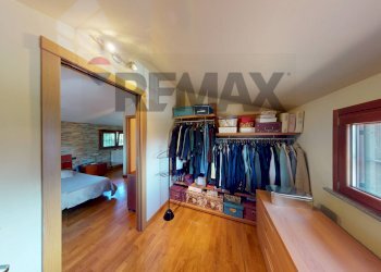 Cabina armadio - Villa via Plutone
15, Cassina de' Pecchi - photo 44