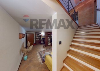 Scale - Villa via Plutone
15, Cassina de' Pecchi - photo 45
