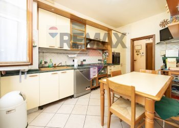 Cucina - Two-room apartment Via Gramsci
16, Cassina de' Pecchi - photo 6