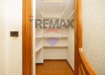 Dispensa di stoccaggio - Two-room apartment Via Gramsci
16, Cassina de' Pecchi - photo 12