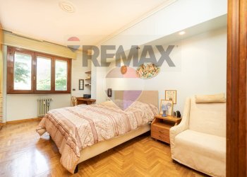 Camera / camera da letto - Two-room apartment Via Gramsci
16, Cassina de' Pecchi - photo 13