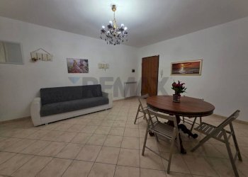 Sala da pranzo - Trilocale via degli etruschi
 
7, Sabaudia - foto 13