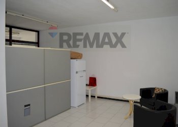 Camera / camera da letto - Ufficio G.Dottori
85, Perugia - foto 8