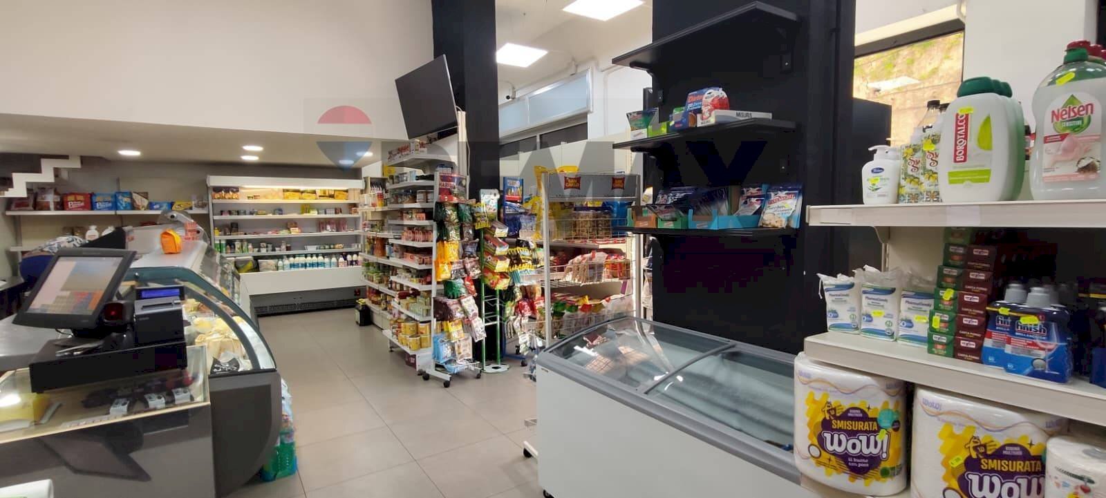 Dispensa di stoccaggio - Attività Commerciale Via Giuseppe torre
 
1, Pagani - foto 1