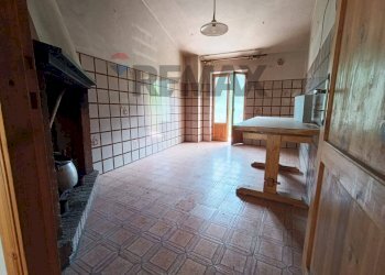 Stanza vuota - Apartment via roma
 
snc, Varco Sabino - photo 1