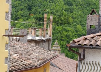 Terrazza - Casa indipendente Via Roma
 
48/50, Varco Sabino - foto 1