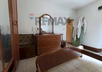 Camera / camera da letto - Casa indipendente Via Roma
 
48/50, Varco Sabino - foto 7