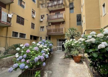 Edificio all\'aperto - Appartamento Via Leopardi
 
12, Frattamaggiore - foto 2