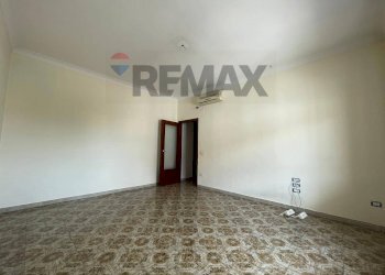 Stanza vuota - Appartamento Via Leopardi
 
12, Frattamaggiore - foto 22