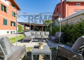 Terrazza - Casa semi indipendente VIA ACHILLE GRANDI
 
4, Cantù - foto 15