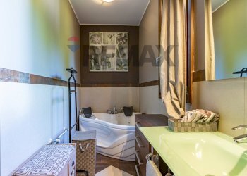 Bagno - Casa semi indipendente VIA ACHILLE GRANDI
 
4, Cantù - foto 30