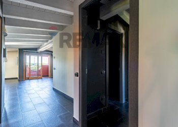 Hall / corridoio - Casa semi indipendente VIA ACHILLE GRANDI
 
4, Cantù - foto 77
