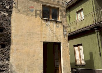 Edificio all\'aperto - Semi-detached house Cortile Mantova
 
sn, Biancavilla - photo 1