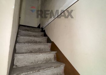 Scale - Semi-detached house Cortile Mantova
 
sn, Biancavilla - photo 7