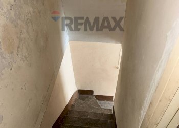 Scale - Semi-detached house Cortile Mantova
 
sn, Biancavilla - photo 8