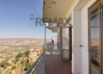 Balcone - Apartment Viale della Rimembranza
 
49, Mineo - photo 28