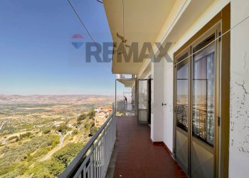 Balcone - Apartment Viale della Rimembranza
 
49, Mineo - photo 99