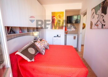 Camera / camera da letto - Villa a Schiera Contura inferiore
 
69, Savoca - foto 16
