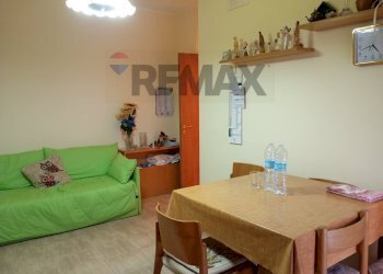 Sala da pranzo - Appartamento via asiago
 
25, Francavilla di Sicilia - foto 3
