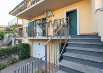 Casa all\'aperto - Villa a Schiera Via mazzaglia
 
27, Aci Catena - foto 3