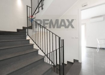Scale - Villa a Schiera Via mazzaglia
 
27, Aci Catena - foto 32