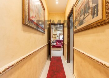 Hall / corridoio - Villa Stradale Cravone
 
103, Catania - photo 14