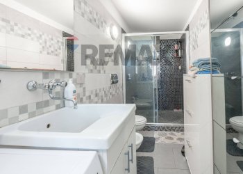 Bagno - Villa Stradale Cravone
 
103, Catania - photo 18