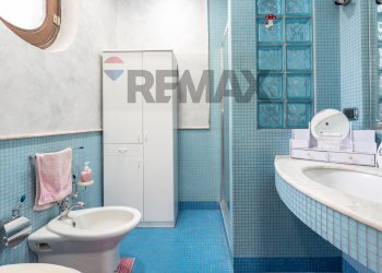 Bagno - Villa Stradale Cravone
 
103, Catania - photo 27